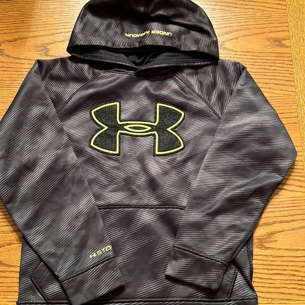 Under Armour black/gray striped hoodie